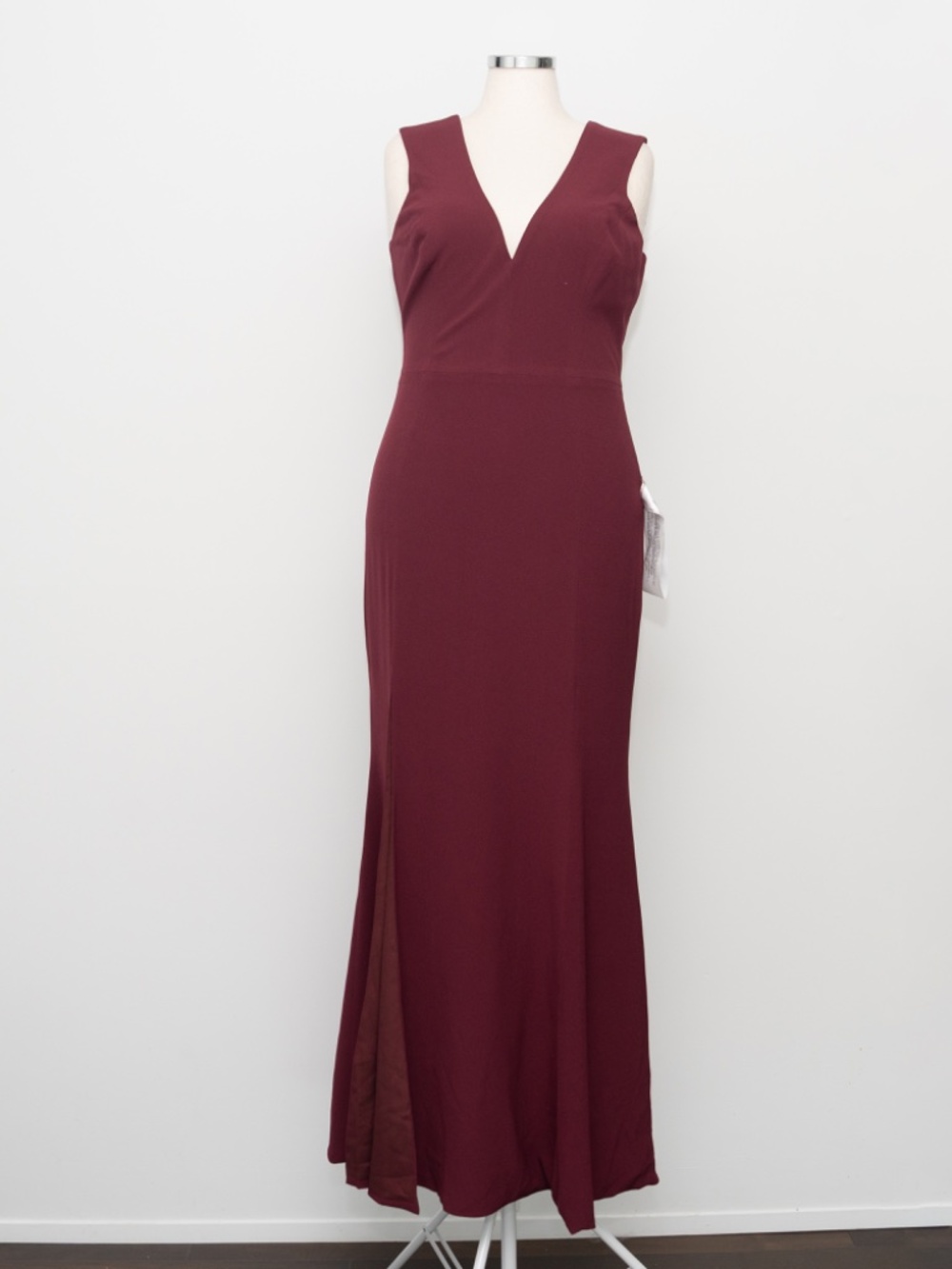 Dress the Population - Sandra Gown - Picture 2 of 13